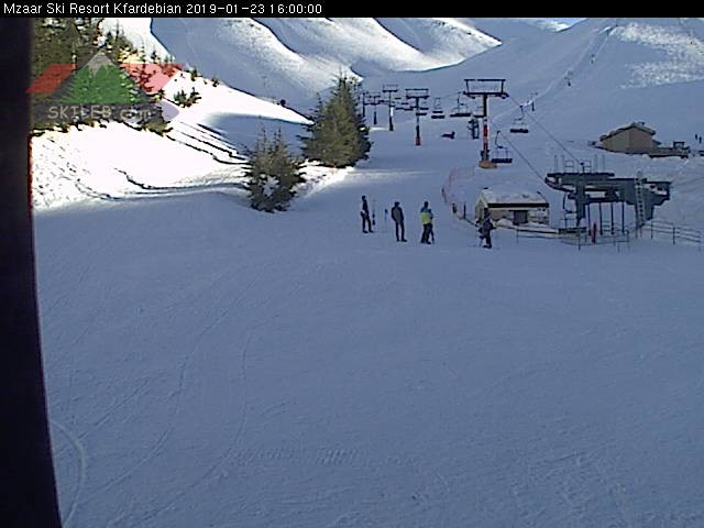 Mzaar Ski Resort Kfardebian Lebanon webcam on 01232016 by SKILEB.com
