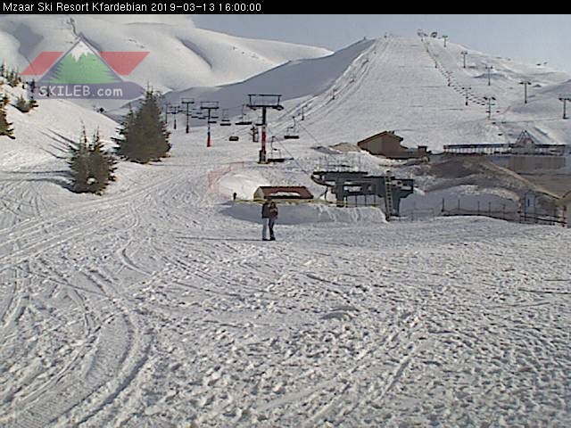 Mzaar Ski Resort Kfardebian Lebanon webcam on 03131017 by SKILEB.com