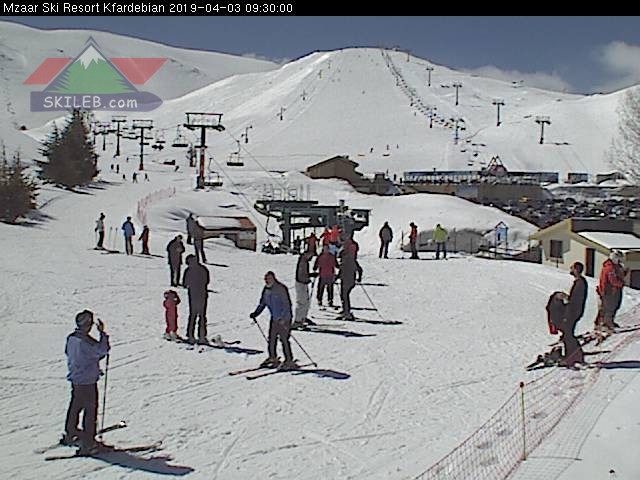 Mzaar Ski Resort Kfardebian Lebanon webcam on 04031309 by SKILEB.com