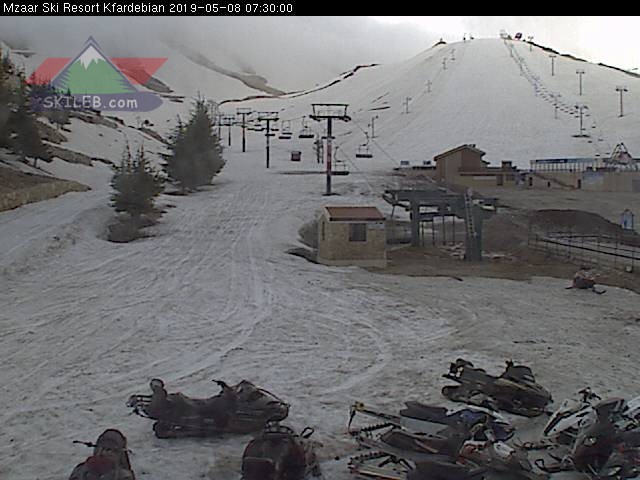 Mzaar Ski Resort Kfardebian Lebanon webcam on 05081007 by SKILEB.com