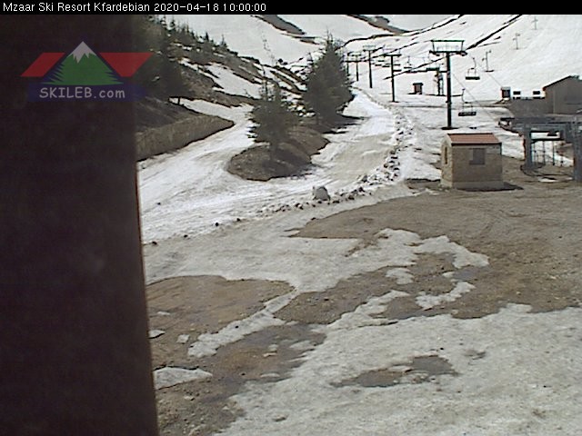 Mzaar Ski Resort Kfardebian Lebanon webcam on 04181210 by SKILEB.com