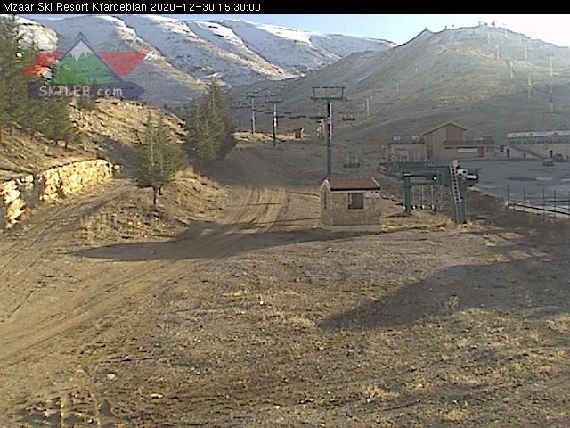 Mzaar Ski Resort Kfardebian Lebanon webcam on 123009 by SKILEB.com
