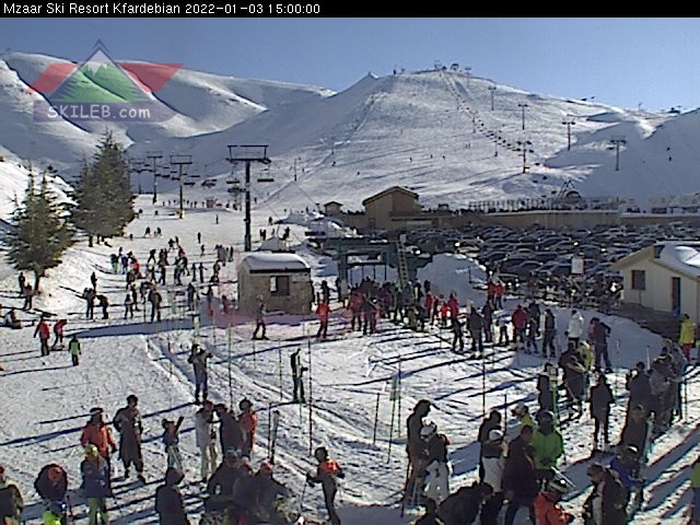 Mzaar Ski Resort Kfardebian Lebanon webcam on 01031016 by SKILEB.com