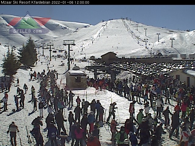 Mzaar Ski Resort Kfardebian Lebanon webcam on 01061012 by SKILEB.com