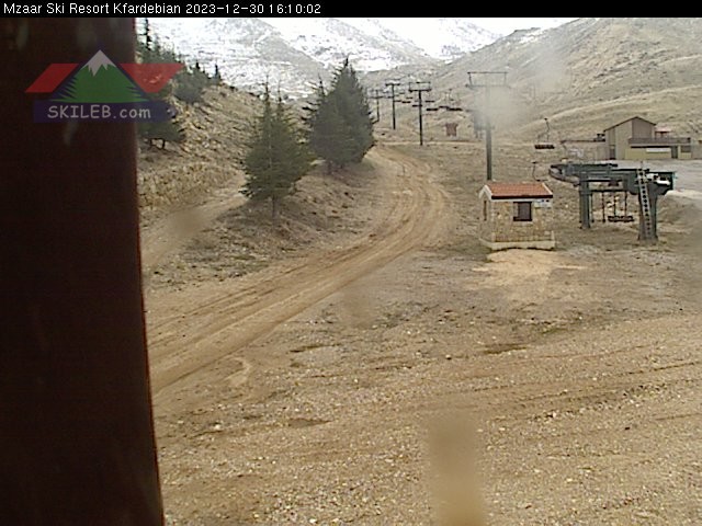 Mzaar Ski Resort Kfardebian Lebanon webcam on 123009 by SKILEB.com