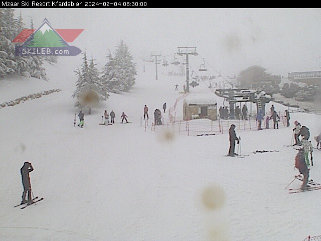 Mzaar Ski Resort Kfardebian Lebanon webcam on 02041208 by SKILEB.com